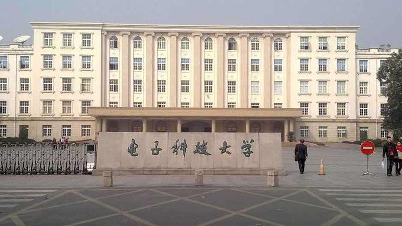 航空插头连接器安装：关键步骤与注意事项**